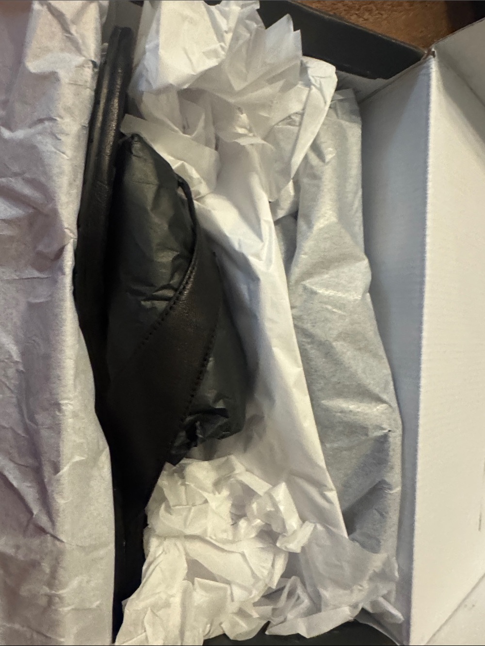Eileen Fisher Black Erika Leather Crisscross Thong Sandal 11M New in box - Picture 3 of 9